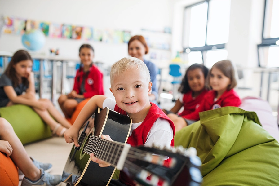 Accompagner un enfant en situation de handicap dans des activités sociales et de loisirs